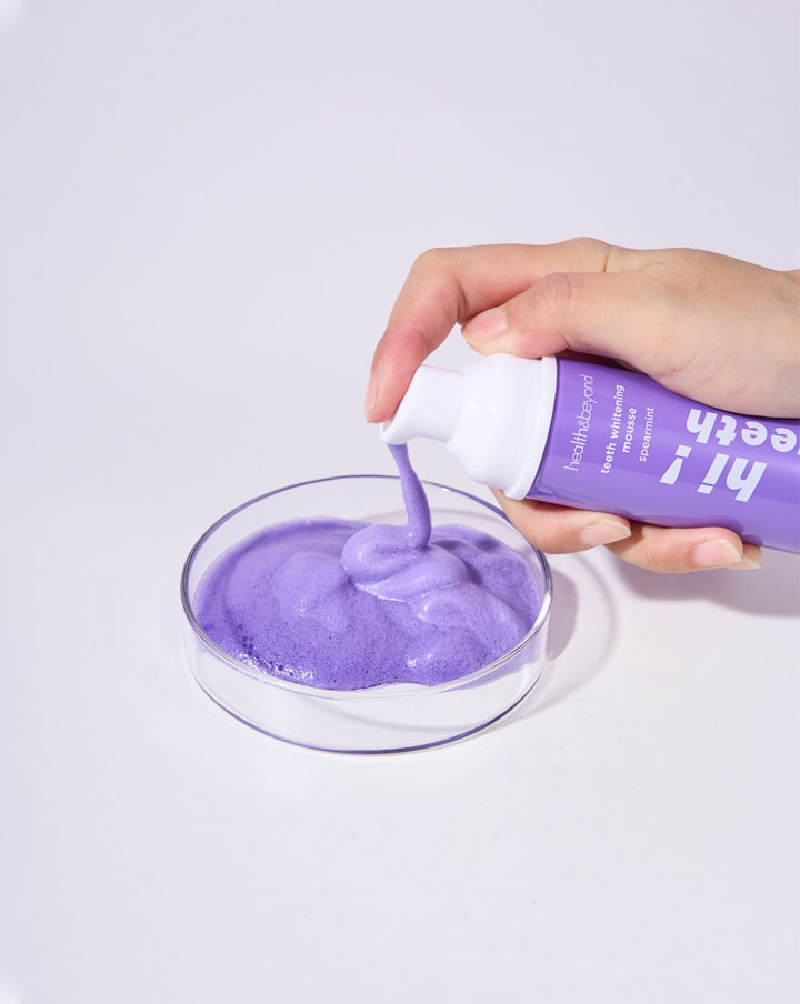 موس تبييض الأسنان